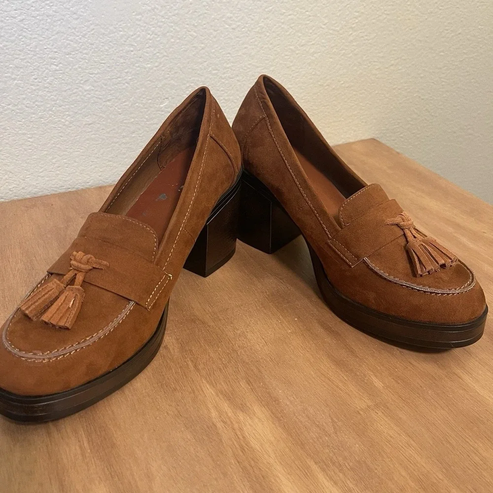 NEW Mia Lilliana Chunky Block Heel Loafers Platform Suede Tassels Brown Sz  9